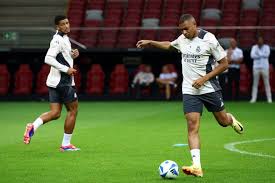 奇异果体育：威尔斯轰13+3！赵继伟9+2+8，弗格16分，奥利弗11+8,辽篮领先10分.